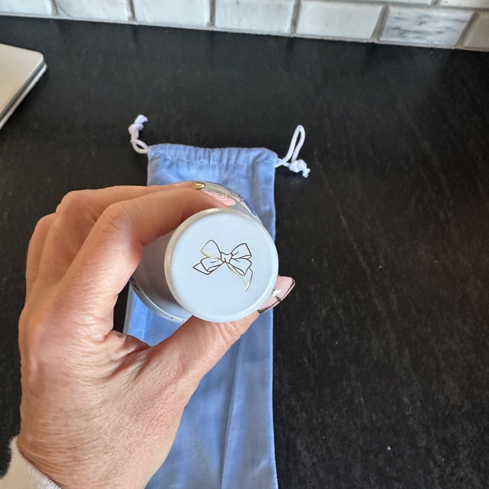 Stanley X LoveShack Fancy The All Day Slim Bottle 20 OZ Everblooming Rosette - Picture 4 of 4